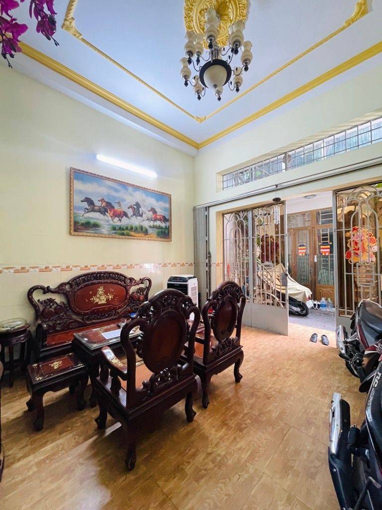 Bán nhà Lê Đức Thọ, Gò Vấp, 4 tầng sổ hồng riêng, gần công viên, siêu thị, trường học