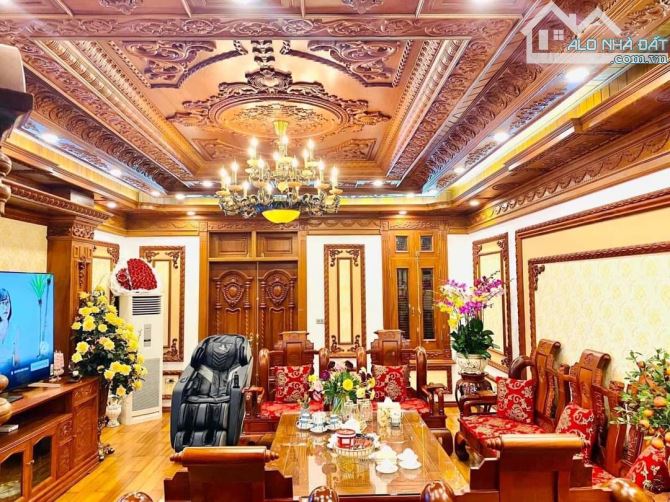 Bán biệt thự phân lô vỉa hè ô tô tránh Duy Tân, Cầu Giấy 310m 5 tầng 92 tỷ
