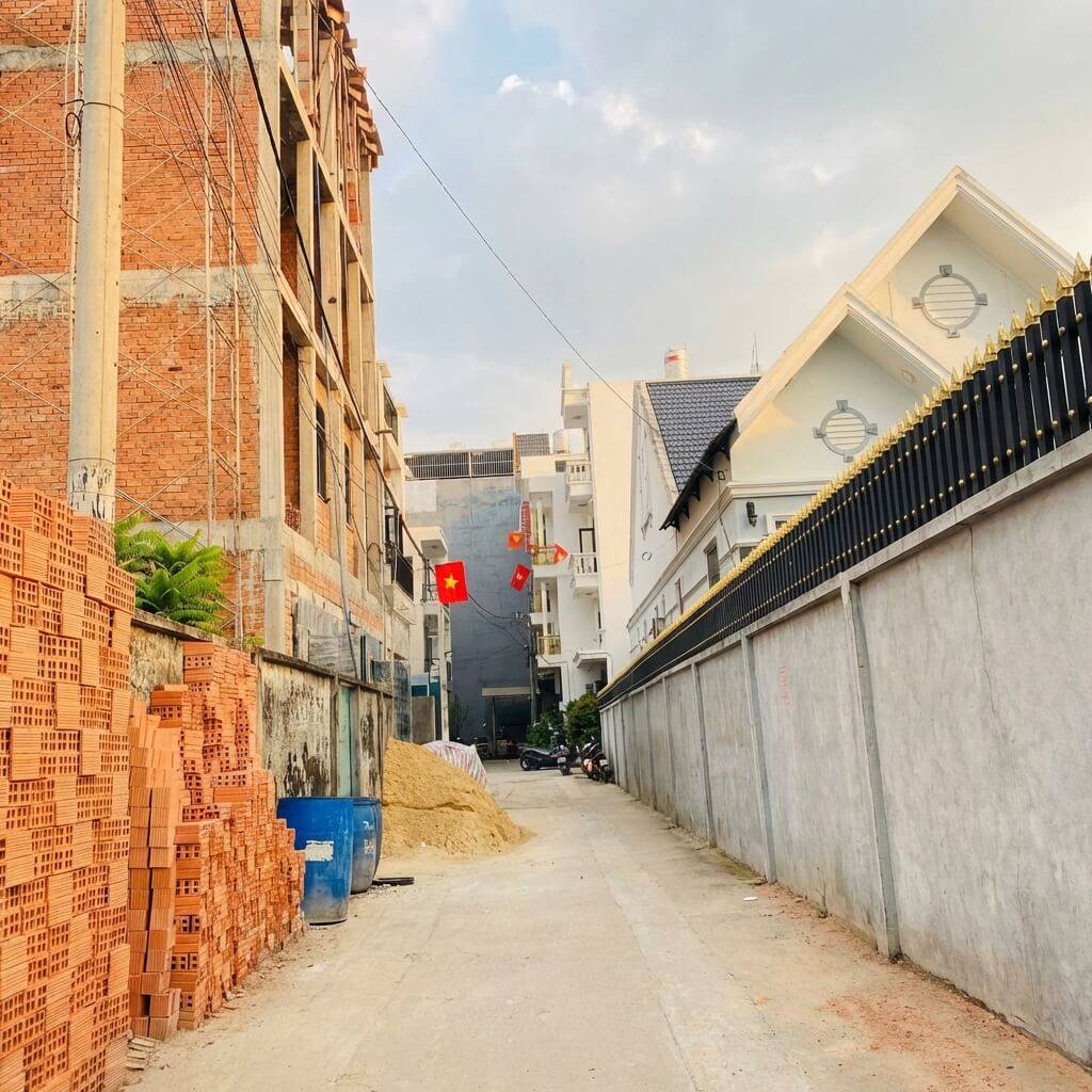 Bán đất Lê Văn Khương Quận 12, 72m², khu nhà lầu đồng bộ, giá 4.x tỷ