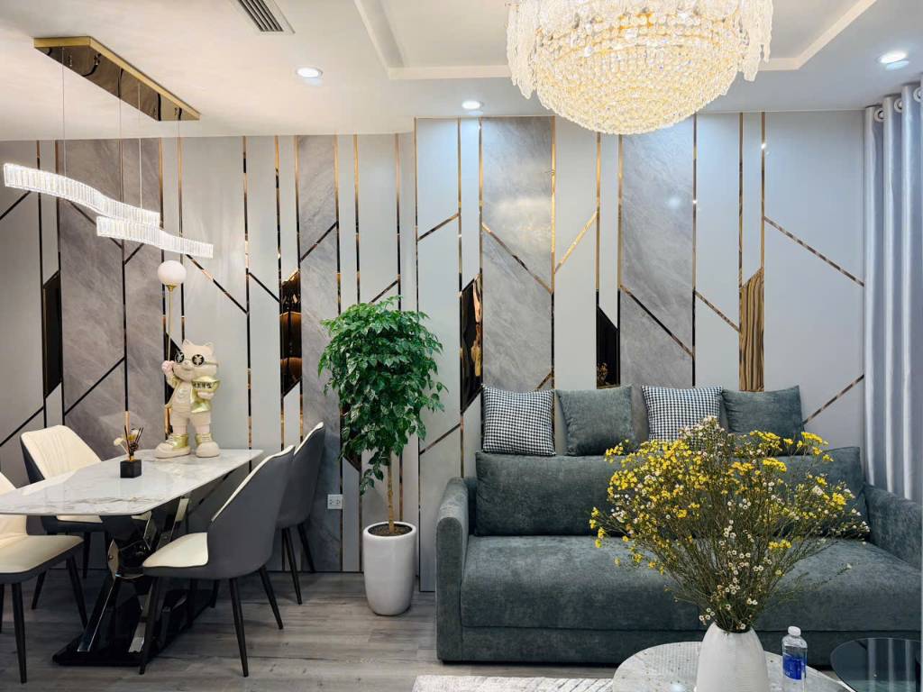 Bán nhà Trương Định, Hai Bà Trưng, 45m², 5 tầng, 8 phòng khép kín, dòng tiền 40 triệu/tháng