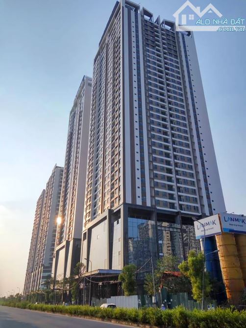 Cần chuyển nhượng 2180m² sàn TMDV sẵn dòng tiền tòa Lạc Hồng Lotus N01T5 Ngoại Giao Đoàn