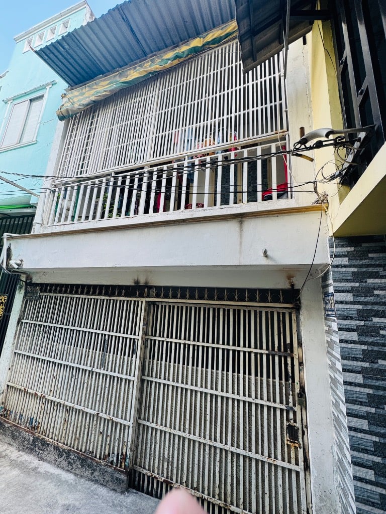 Bán nhà mặt tiền Phú Định, Quận 8, diện tích 60m², 3PN 2WC, giá 4.65 tỷ