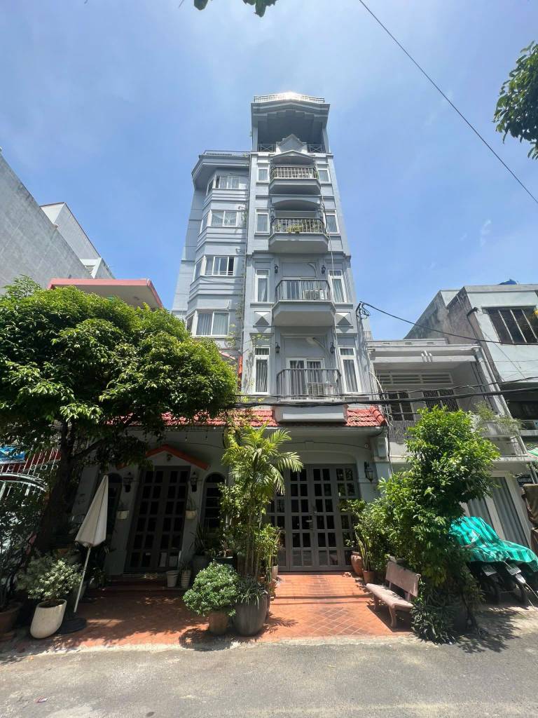 BÁN TÒA CHDV XUÂN DIỆU, 9 TẦNG KHU SÂN BAY, 23 PHÒNG 160M2 9 TẦNG, DT 220TR/THÁNG, CHỈ 55 TỶ