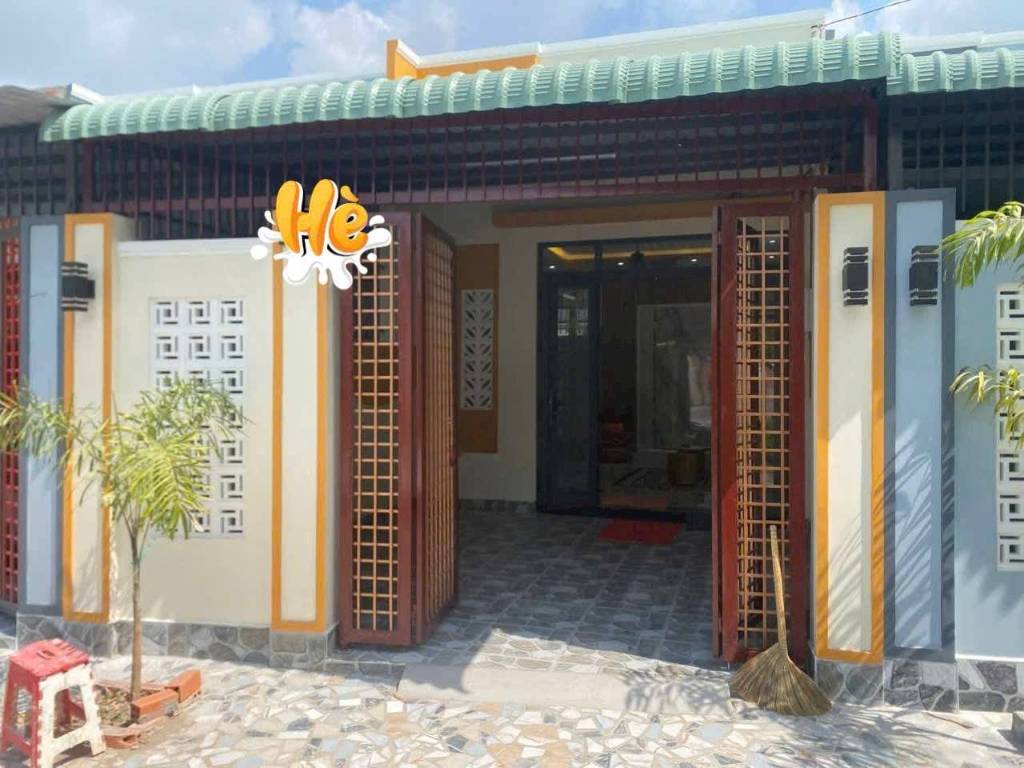 Kẹt tiền, bán gấp nhà cấp 4 gần chợ Việt Kiều, Củ Chi, 100m2 sổ riêng, hạ giá chỉ 990tr
