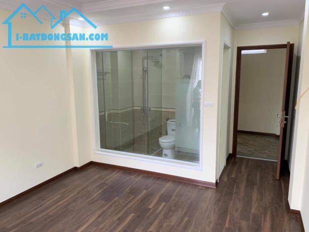 NHÀ PHỐ XA LA, QUẬN HÀ ĐÔNG, KINH DOANH SẦM UẤT GIÁ CHỈ 7.2 TỶ. LH 0984644186.