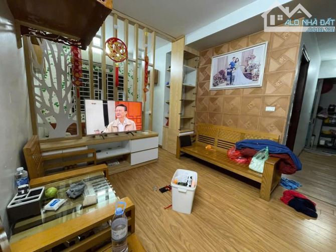 SIÊU RẺ CĂN HỘ 2 NGỦ LÔ GÓC FULL NỘI THẤT CHUNG CƯ SÔNG NHUỆ HÀ ĐÔNG 65m 2.7 TỶ