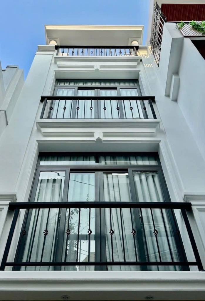 Bán nhà Trần Cao Vân, Phú Nhuận, 32m2, 4 tầng, giá mềm, chỉ 10.15 tỷ