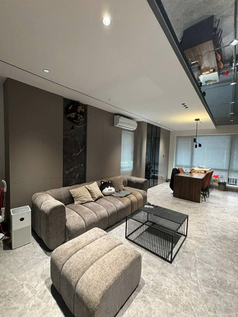 Bán nhà lô góc Hồng Mai, Hai Bà Trưng, dt 50m2 5 tầng, sổ nở hậu đẹp, giá 11.5 tỷ