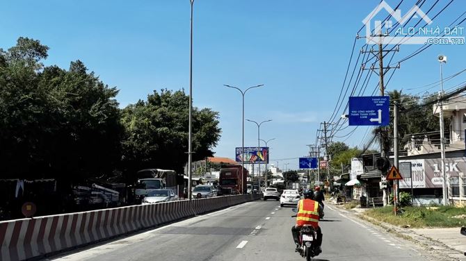 bán gấp đất xây kho, xưởng ngang 40m đường nhựa hương lộ 2 trảng bàng