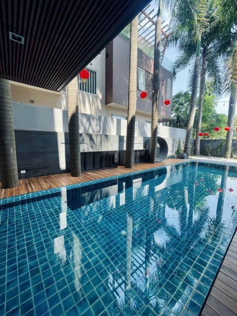 HẠ 10 TỶ, BÁN BIỆT THỰ KHU COMPOUND TRẦN NÃO, AN KHÁNH, NGANG HƠN 15M, 5 TẦNG GIÁ TỐT