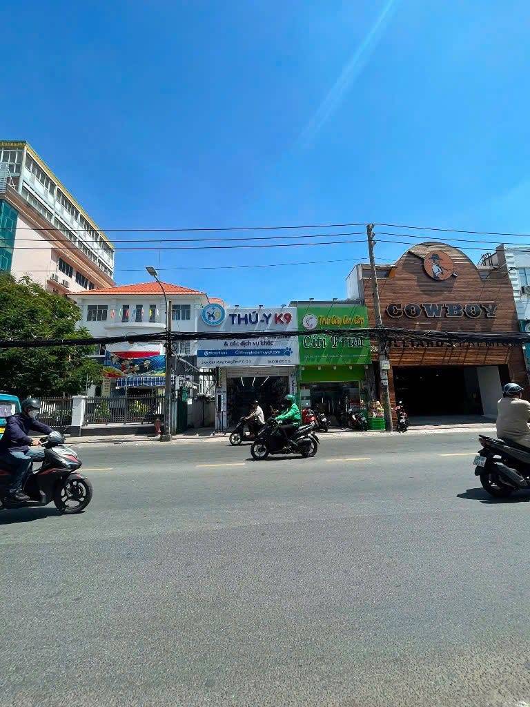 SIÊU PHẨM, BÁN NHÀ GÓC 2MT CMT8 QUẬN 3, 160M2 2 TẦNG CŨ, VỊ TRÍ KINH DOANH ĐỈNH, GIÁ 65 TỶ