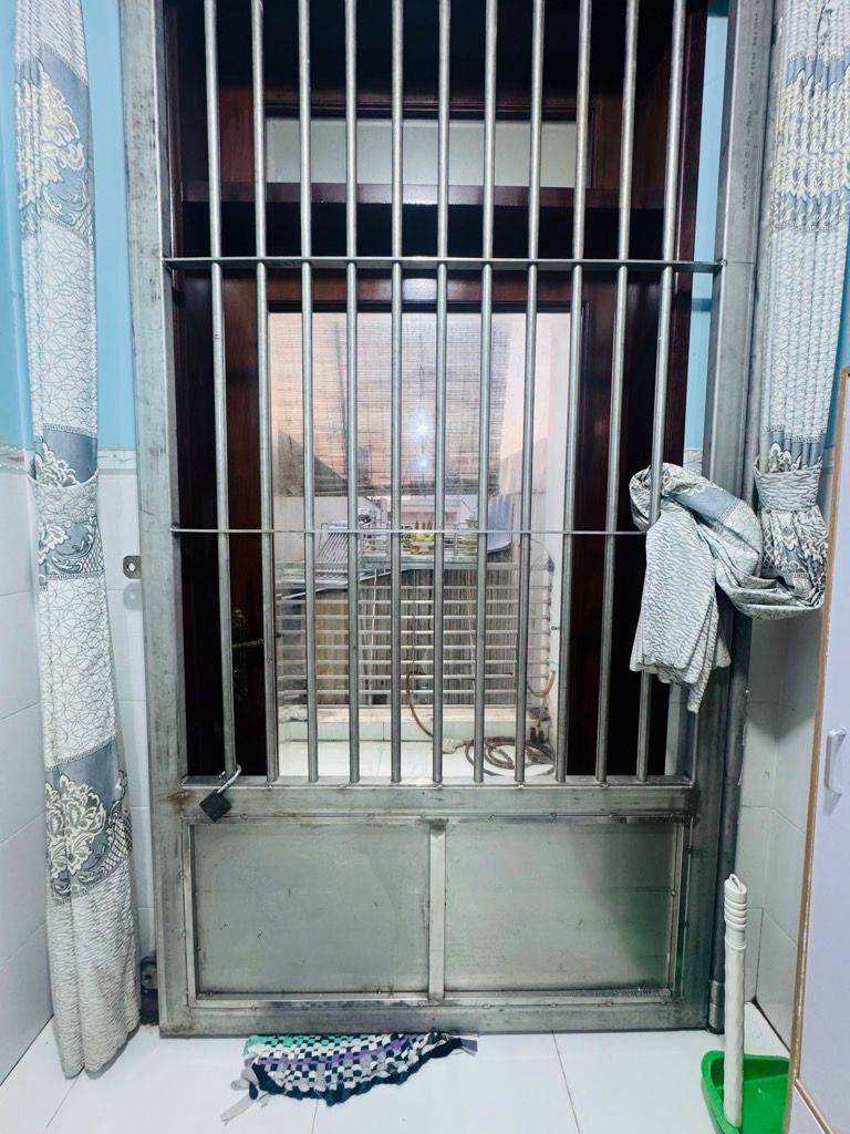 Bán nhà Hồ Học Lãm Bình Tân, DT 5x13m nở hậu 3 tầng, giá 4.6 tỷ