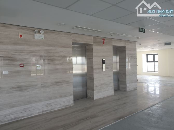 Bán Tòa nhà Văn Phòng MP Quang Trung, Hoàn Kiếm, DT 400m2 x 11 Tầng x MT 16.5m, Giá 450 Tỷ