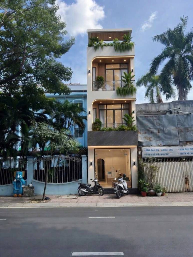 BÁN NHÀ MT VÕ THỊ SÁU QUẬN 3, NHÀ MỚI 3 TẦNG, NGANG 3,6X18M NỞ HẬU, CHỈ 13.5 TỶ