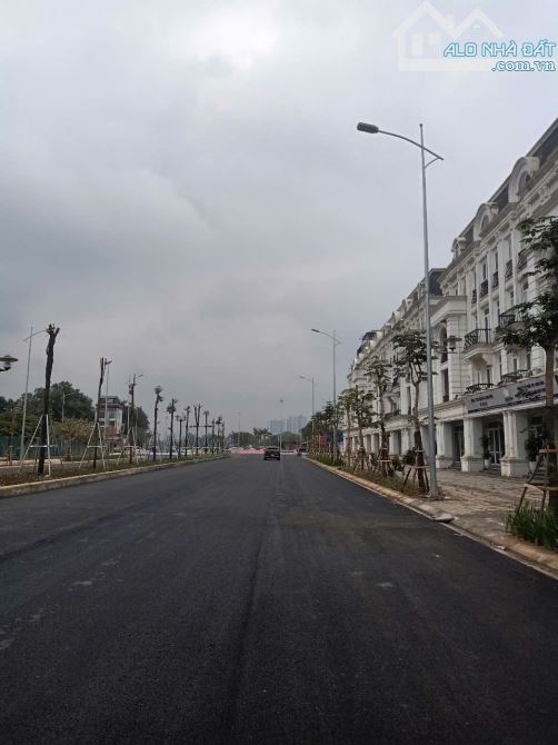 33 tỷ 120 m2 Shophouse Louis City Mặt phố kinh doanh 6 tầng mặt tiền rộng