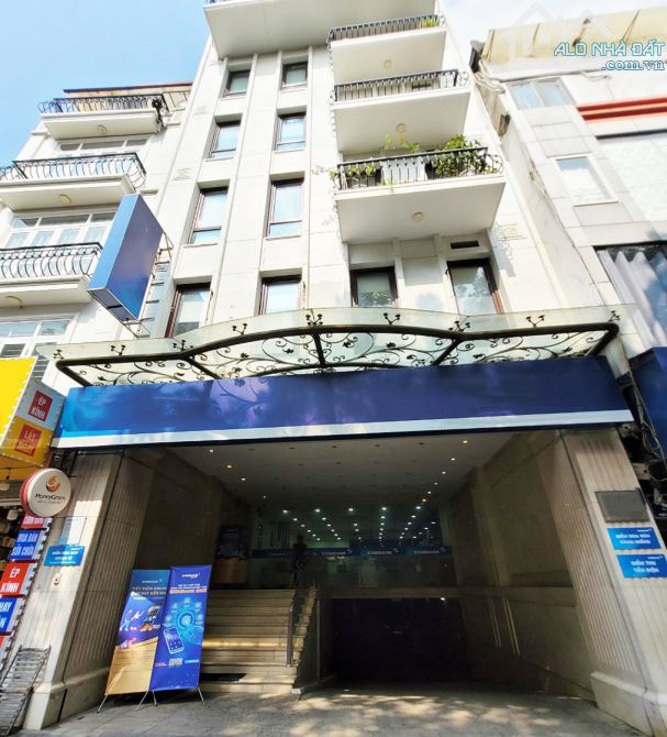 Bán Tòa Văn Phòng Mặt Phố Hàng Giầy, Hoàn Kiếm DT 296m2, 10T, MT 9.3m, Giá Cực Rẻ
