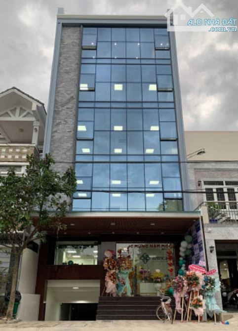 Bán Tòa Văn Phòng Mặt Phố Hàng Thiếc, Hoàn Kiếm DT 198m2, 9T, MT 8,6m, Giá Cực Rẻ