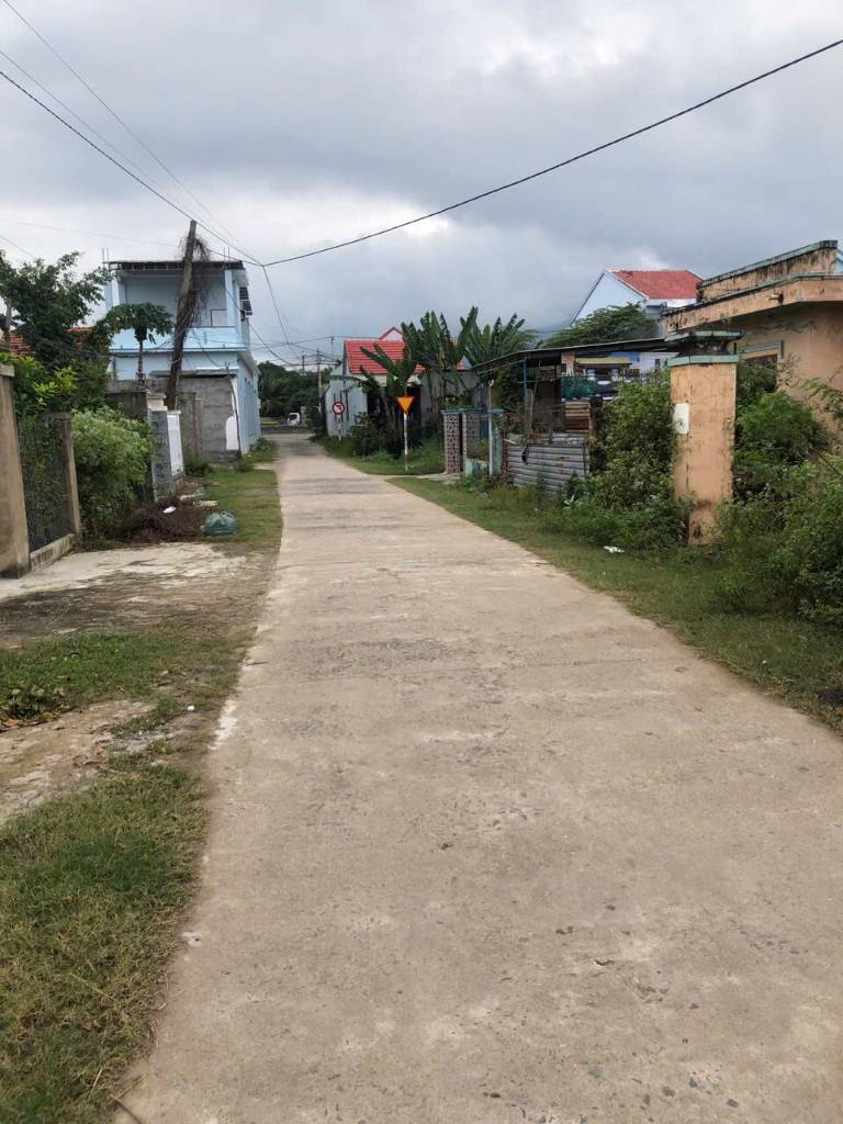 Bán đất lô góc Hà Thanh 2, Ninh Đa, Ninh Hòa, dt 196m2 giá 2.4 tỷ gần cao tốc