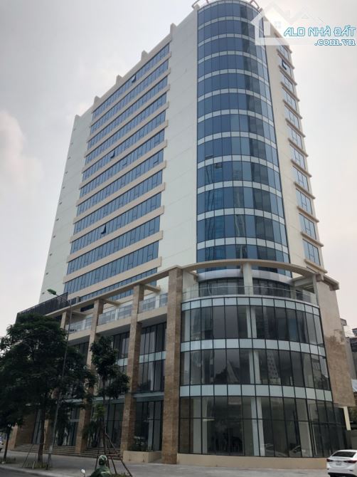 Bán Tòa Văn Phòng Mặt Phố Đỗ Quang, Cầu Giấy DT 500m2, 12T, MT 25m. Giá Cực Rẻ