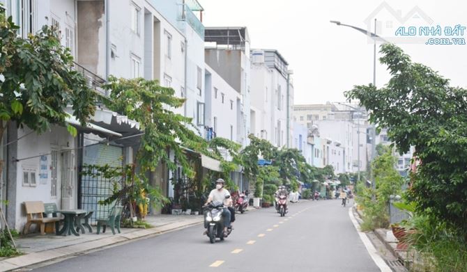 Gấp! Chia TS bán dãy trọ MT 20m kênh Phạm huy Thông P5, DT 8x18m, C4, giá 17 tỷ TL