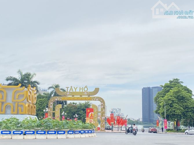 GIẢM CHÀO 2 Tỷ 🎯 Nhà Xuân La - Lạc Long Quân- Tây Hồ - Thang máy - 55m- 13 Tỷ Hơn