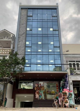 Bán Tòa Văn Phòng Mặt Phố Phương Mai, Đống Đa DT 255m2, 9T, MT 8.3m. Giá Cực Rẻ