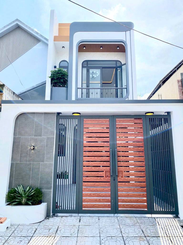 Bán nhà Đồng Khởi, ngay bệnh viện da liễu Đồng Nai, 5x21m, chuyển công tác bán gấp giá rẻ