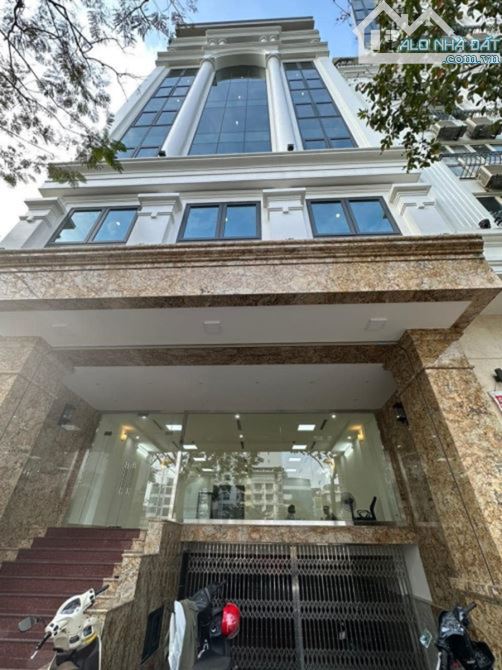 Bán Tòa Văn Phòng Mặt Phố Vũ Tông Phan, Thanh Xuân DT 198m2, 10T, MT 8.5m. Giá Cực Rẻ