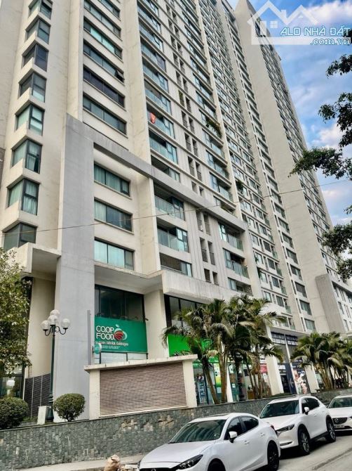Bán căn hộ cao cấp Nguyễn Xiển, 96 m2, 3 ngủ, 2 ban công, full nội thất.giá nhỉnh 6 tỷ