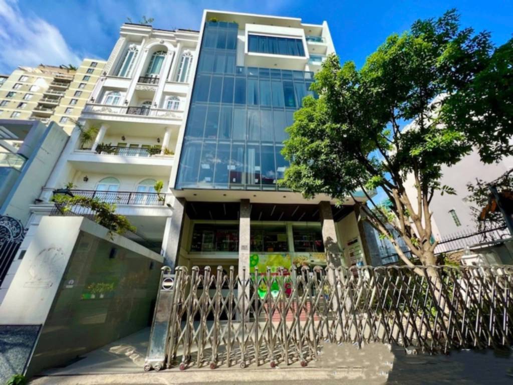 BÁN TÒA NHÀ NGUYỄN VĂN TRỖI, PHÚ NHUẬN, TIỆN KẾT NỐI CÁC QUẬN, NGANG HƠN 12M KINH DOANH