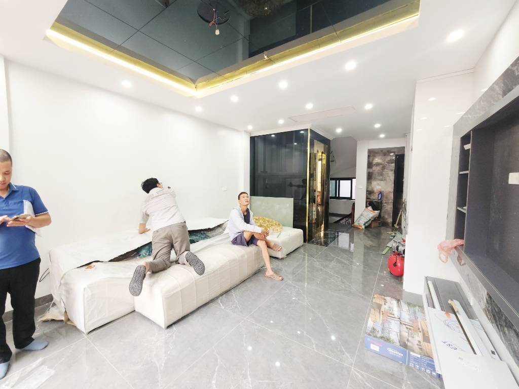 BÁN NHÀ MẶT PHỐ BẠCH MAI, HAI BÀ TRƯNG, DÂN XÂY, CÓ THANG MÁY, Ô TÔ VÀO NHÀ