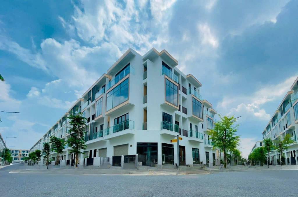 Bán nhà liền kề T&T Millennia City, dt 90m2, 4 Tầng, giá 5,65 tỷ
