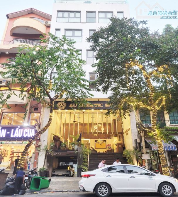 Bán Tòa Văn Phòng Mặt Phố Nguyễn Biểu, Ba Đình DT 295m2, 9T, MT 8.3m. Giá Cực Rẻ