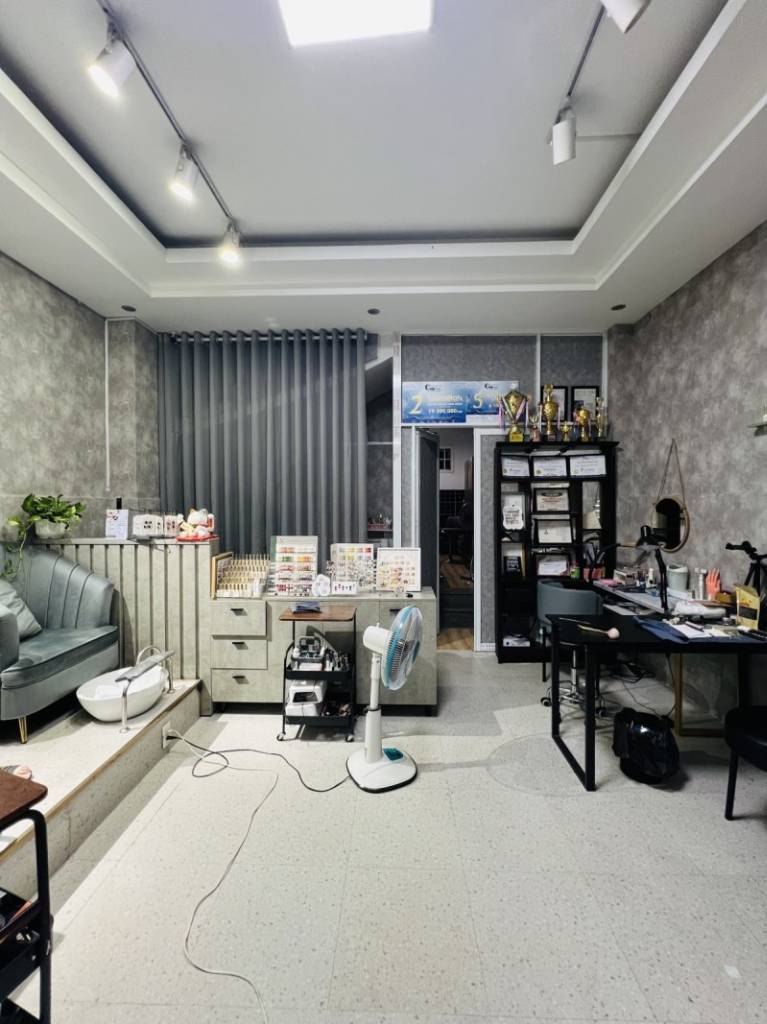Bán nhà Bùi Hữu Nghĩa Bình Thạnh, dt 70m2 4 tầng có chỗ đậu ô tô giá 17.5 tỷ