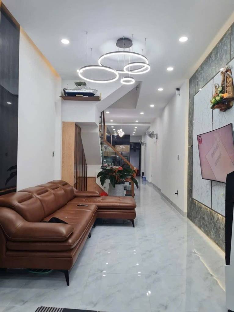 Rất hiếm, bán nhà mặt tiền Nơ trang Long, Bình Thạnh, 4x25m, 3 tầng, giá 17.9 tỷ