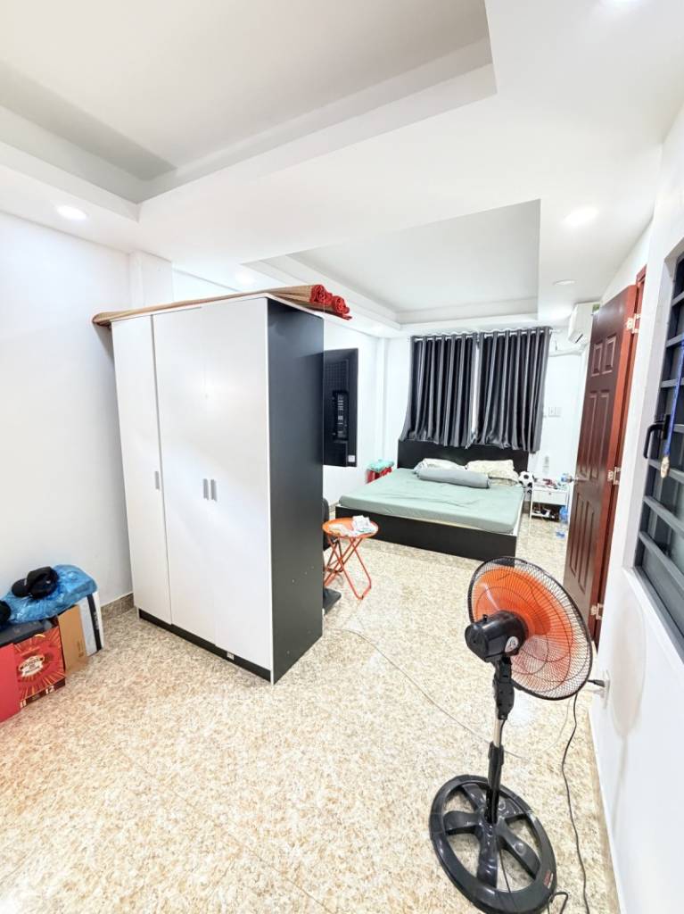 Giảm giá, bán nhà mặt tiền Nguyễn Xí, Bình Thạnh, 7x13m, 4 tầng, HĐT 50tr/th, còn 10.3 tỷ