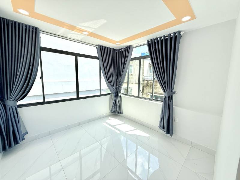 Bán nhà Ung Văn Khiêm, Bình Thạnh, 62m2, 4 tầng, còn 13.9 tỷ
