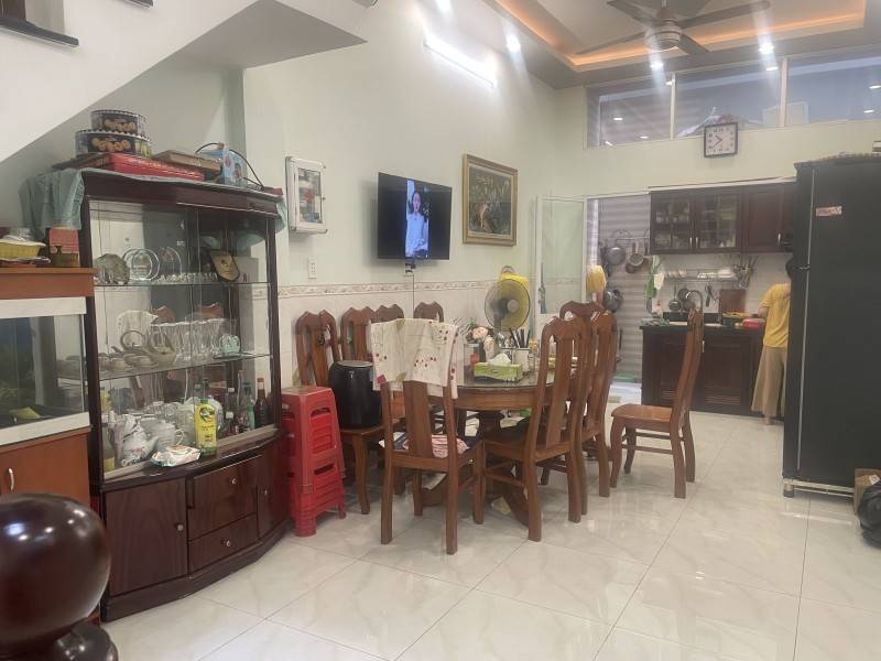 Bán nhà Nguyễn xí, Bình Thạnh, 70m2, 4 tầng, chỉ 12.5 tỷ