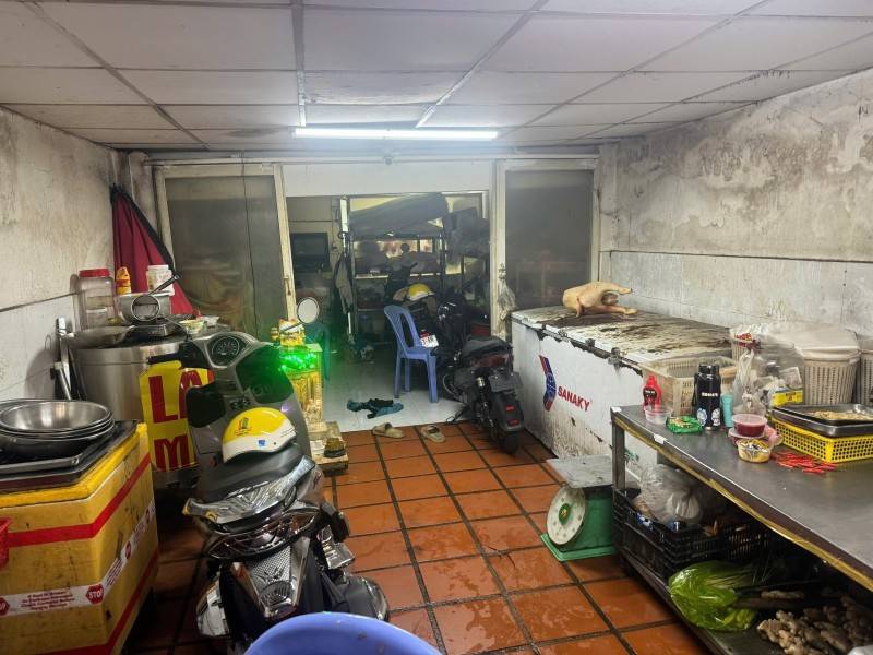 Giảm mạnh, bán nhà mặt tiền Nguyễn Xí, Bình Thạnh, 40m2, 2 tầng, chỉ 12.5 tỷ