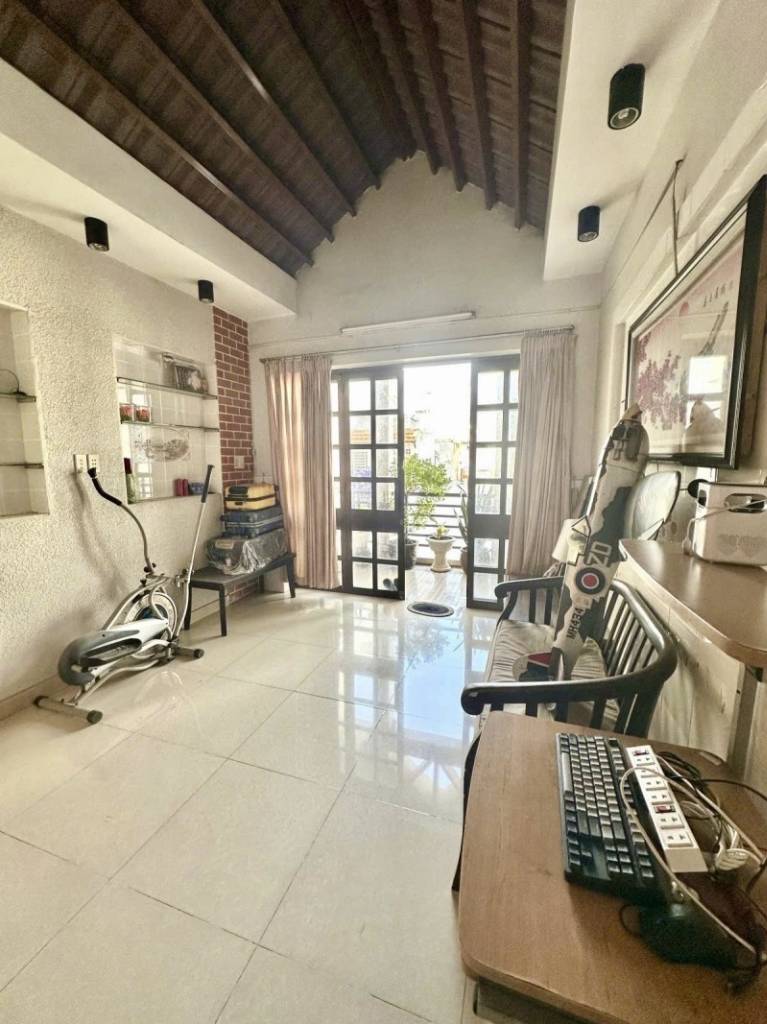 Hạ mạnh, bán nhà mặt tiền Nguyễn Văn Đậu, Bình Thạnh, 50m2, 5 tầng, chỉ 10.5 tỷ