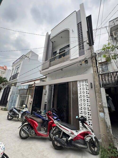 Bán nhà Nguyễn Văn Cừ Ninh Kiều Cần Thơ, diện tích 59m2 3PN full nội thất, giá 3,49 tỷ