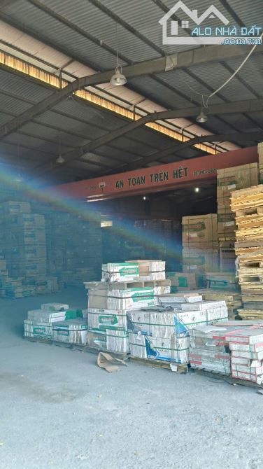 Cần bán xưởng mặt tiền siêu khủng Quốc Lộ 1A 1500m2 ,50x30m không bị lộ giới giá 76 tỷ TL