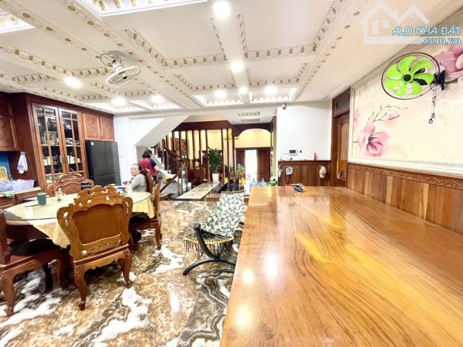 Biệt thự xây 15 TỶ, 230M, 12X20M, 3 Tầng Bề Thế, Ô Tô Tránh, Lê Văn Thọ P9 Gò Vấp,35 TỶ