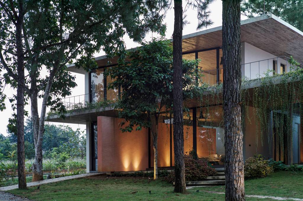 Bán nhà Nguyễn Văn Hưởng, Thảo Điền Quận 2, 650m2 giá 115 tỷ, giá đầu tư chỉ 176 triệu/m2