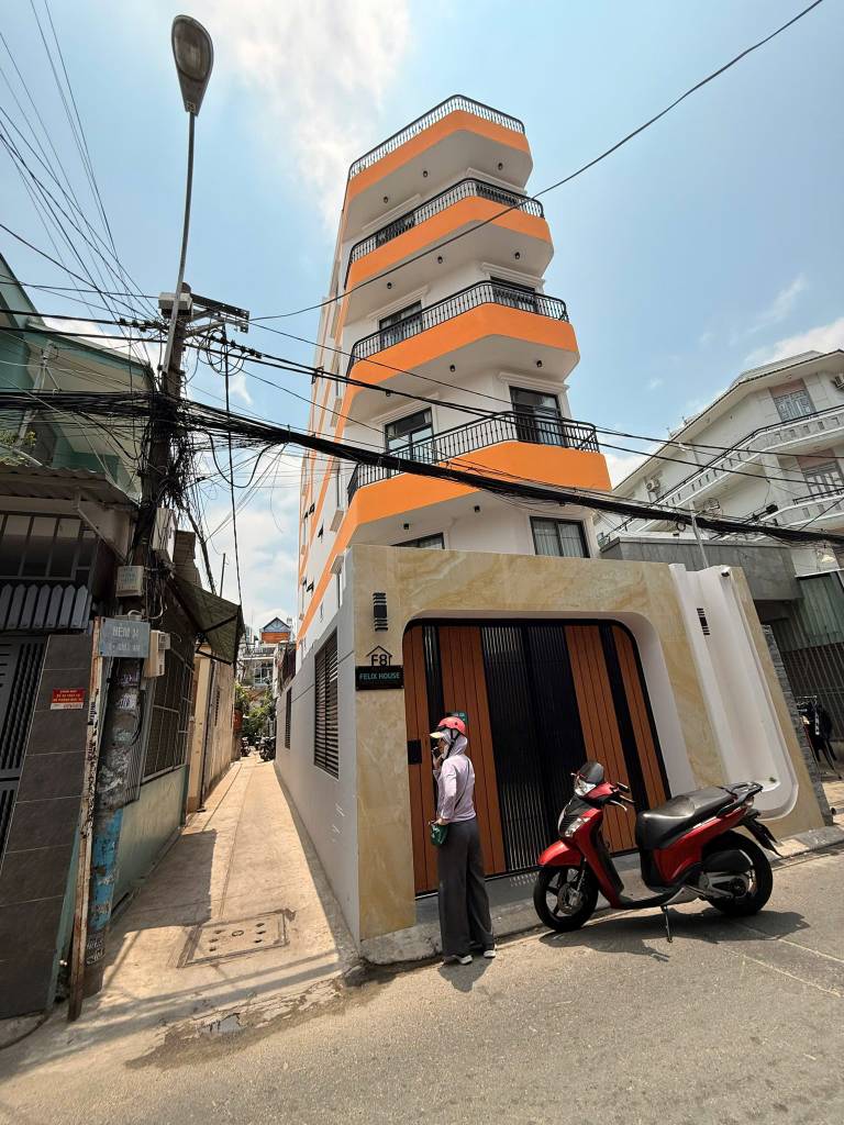 BÁN CHDV GÓC 2MT TÂN BÌNH, 150M2 6 TẦNG, 14 PHÒNG SIÊU RỘNG, DÒNG TIỀN 1.5 TỶ/NĂM, GIẢM CÒN 26.6 TỶ