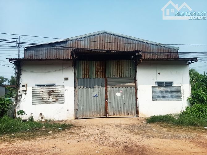 Bán nhà xưởng 1/ đường Trung An - 562m2 - 12x50 - 300m2 thổ cư - xã Trung An - Củ Chi