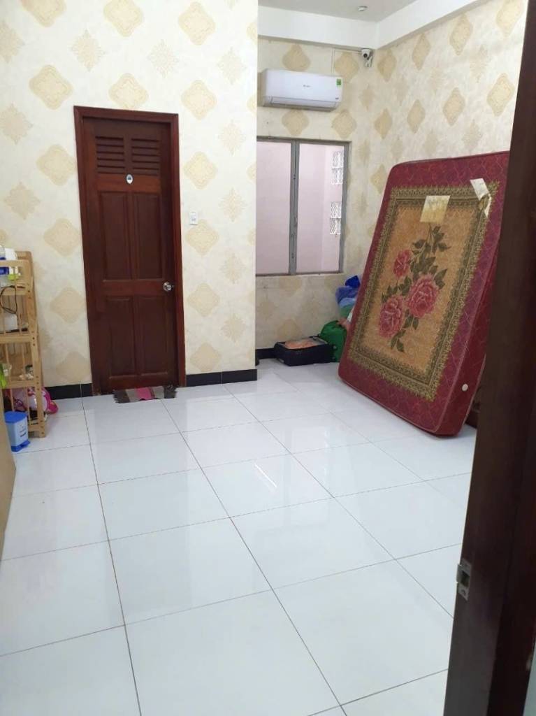 Hiếm có, bán nhà HXH Phan Văn Trị, Bình Thạnh, 4x19m, 4 tầng, chỉ 12.7 tỷ