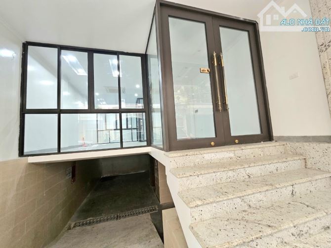 BÁN TÒA VĂN PHÒNG MỚI, 7 TẦNG 1 HẦM – THIẾT KẾ THÔNG SÀN