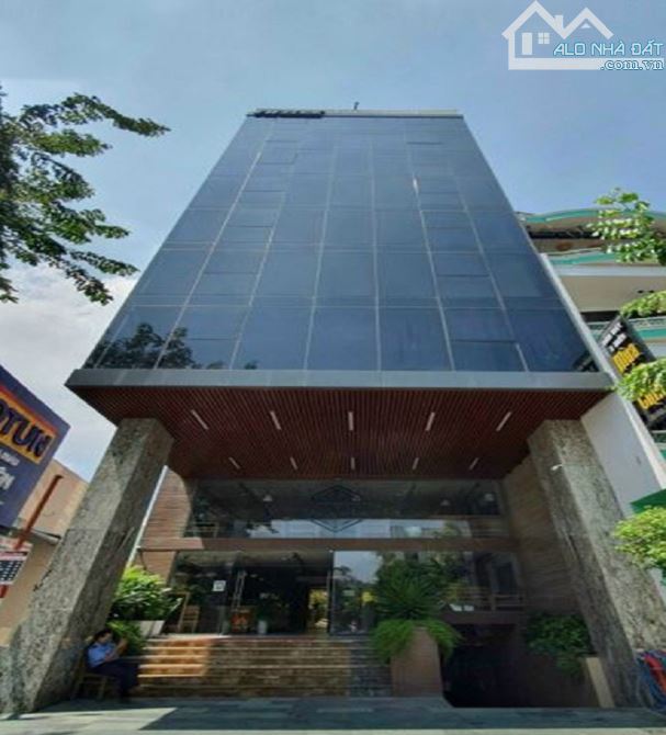 Bán Tòa Văn Phòng Mặt Phố Trần Nhân Tông, Hai Bà Trưng DT 283m2, 10T, MT 9.5m