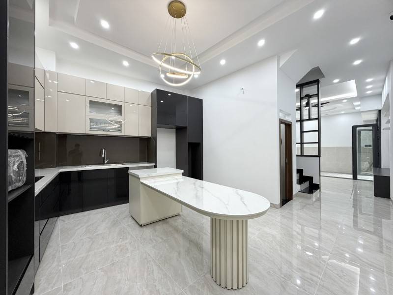Bán nhà HXH Nguyễn Thượng Hiền, Bình Thạnh, 5,4x15m, 4 tầng, chỉ 12.3 tỷ